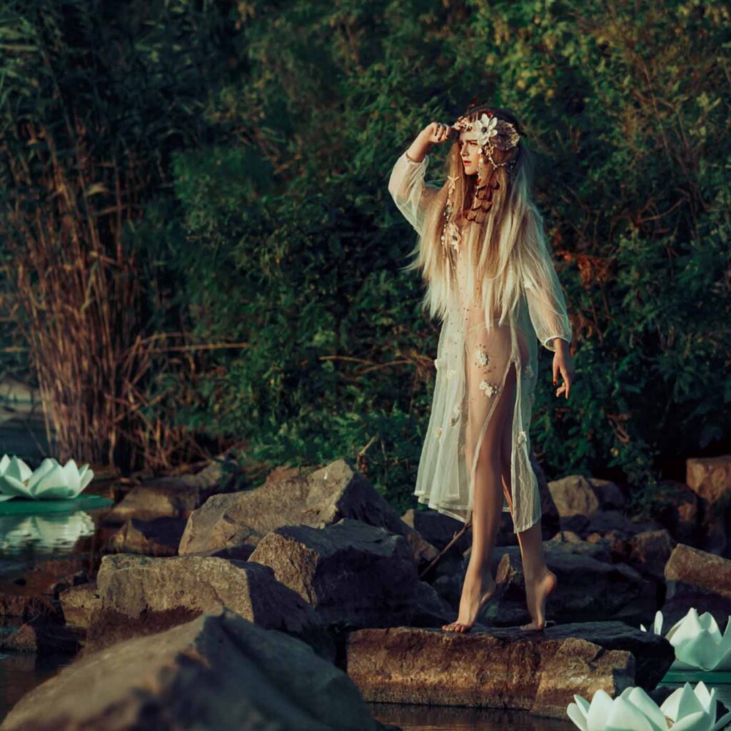 Episode 25: How to Honor the Healing Cycle (and why we still struggle with “I should be beyond this by now”)